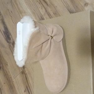 Uggs worn them only once still in excellent condition still in the box